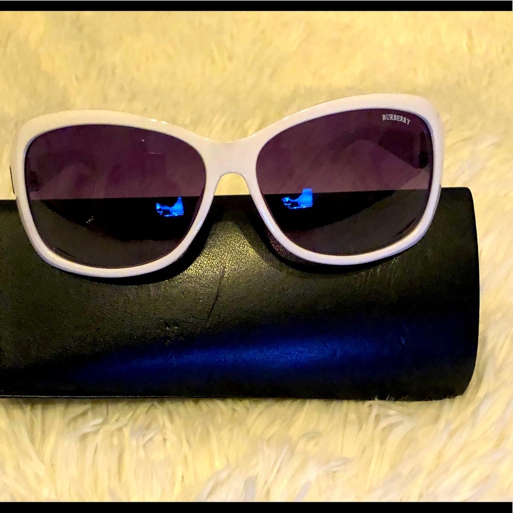 Authentic Burberry Sunglasses white